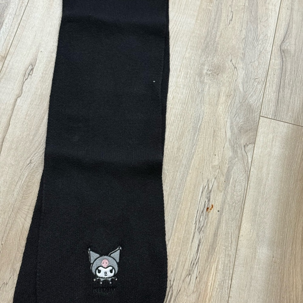 Black‎ Kuromi Scarf